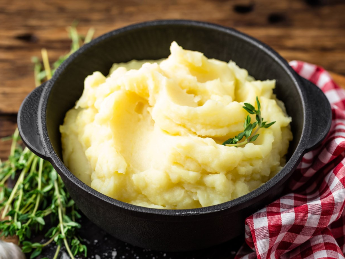 a bowl of mashed potatoes.
